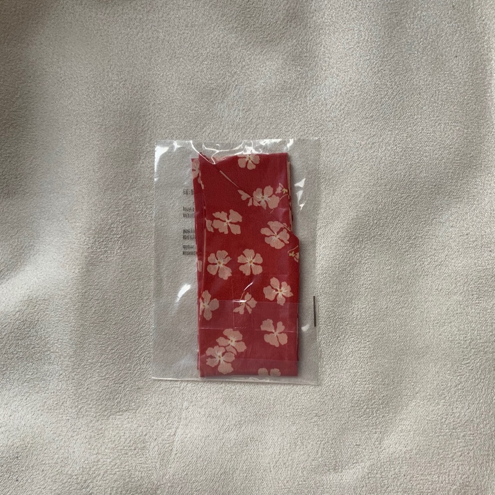 NWOT Madewell Silk Skinny Bandana Red